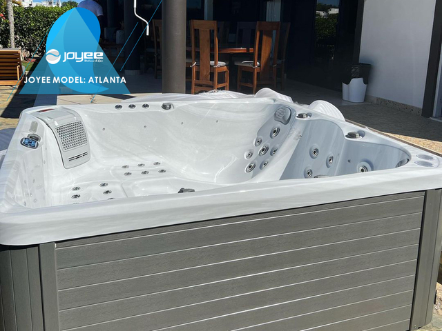 5 persons hot tub