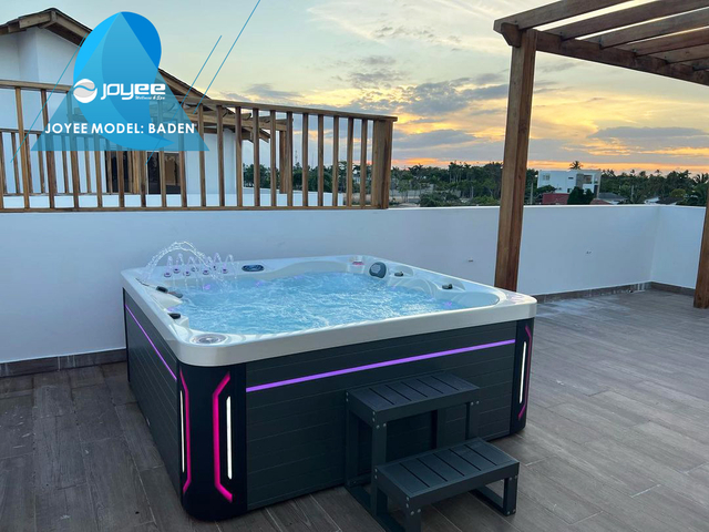 LED outdoor spa hot tub