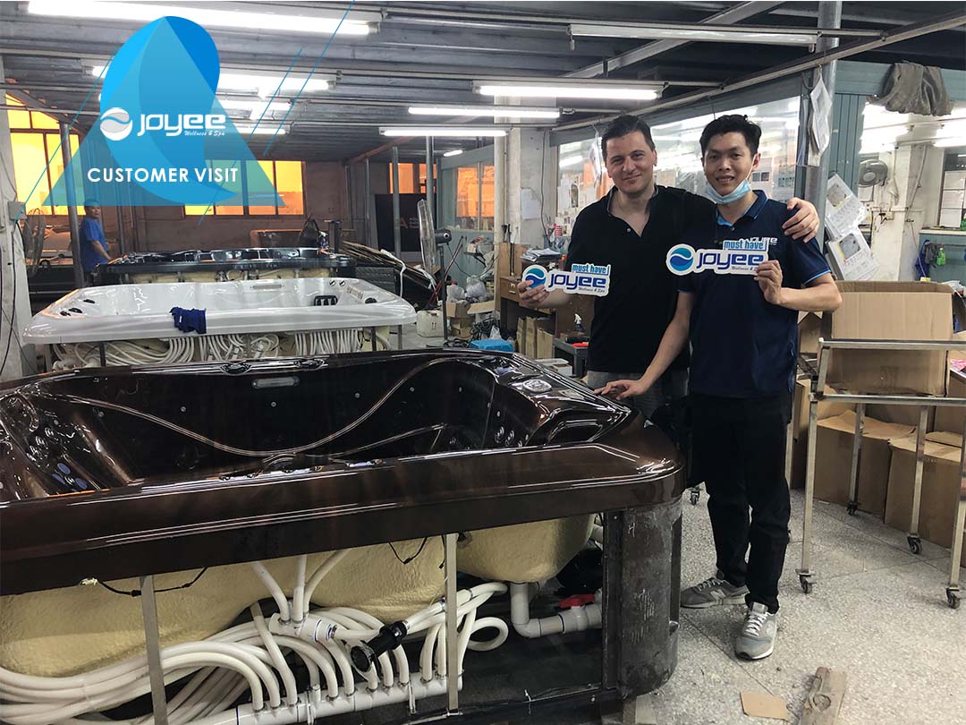 CUSTOMER VISIT(france 651)