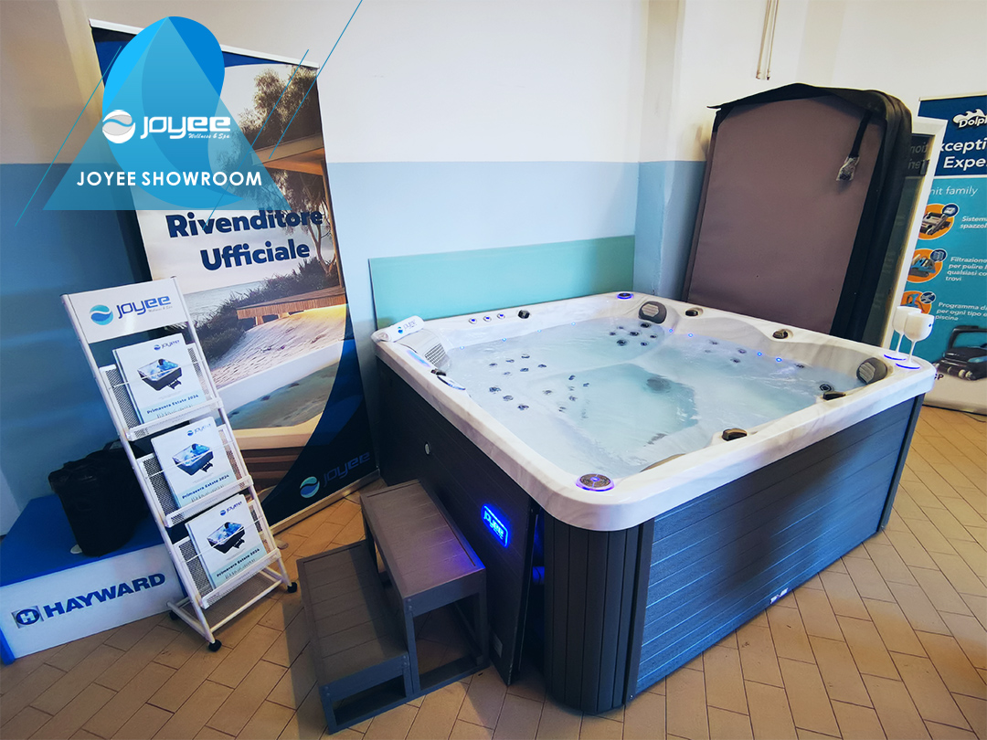 How to Identify and Deep Clean Your Hot Tub: A Practical Guide to Soaking Safely and Comfortably