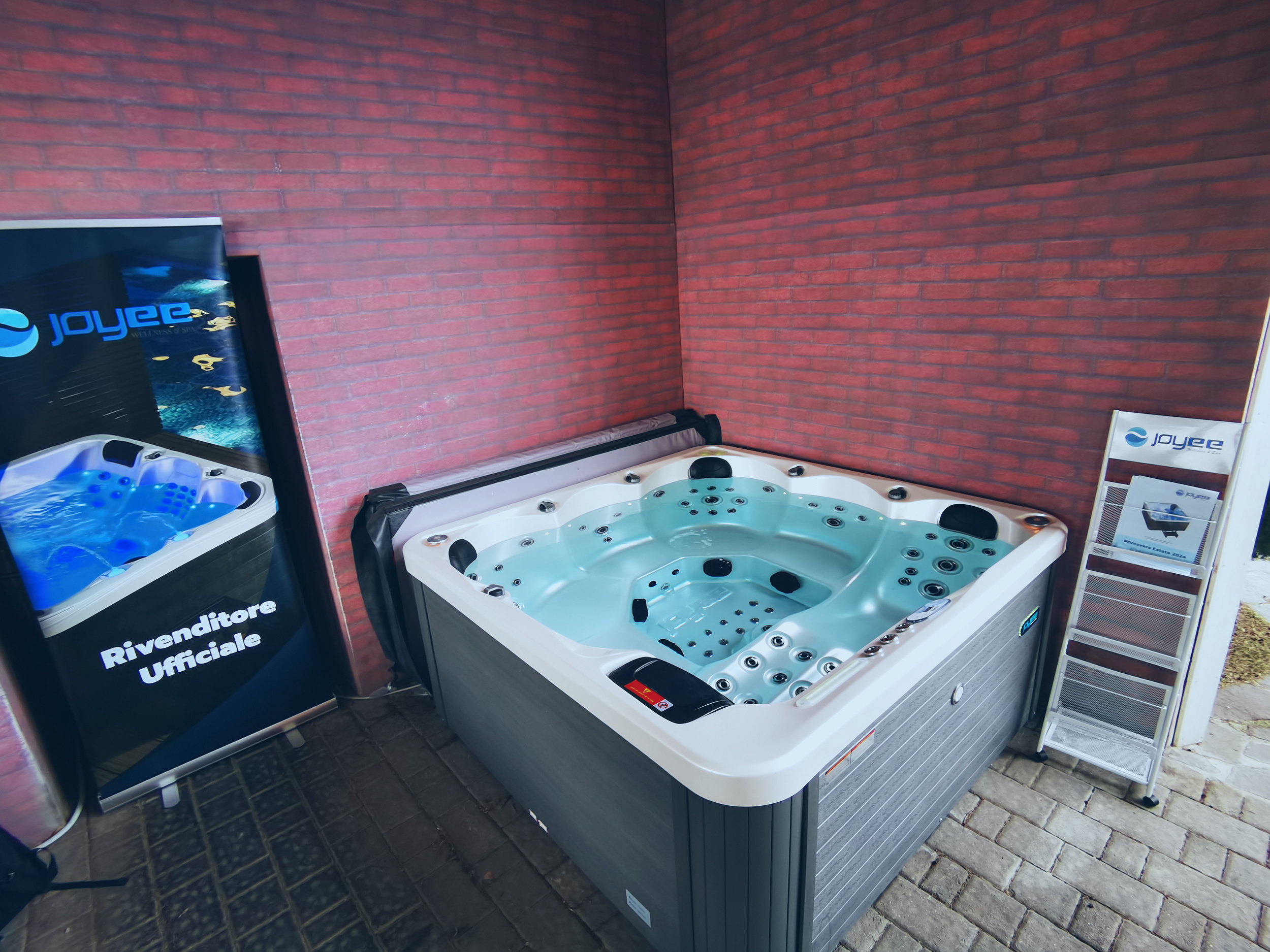 Our Trusted Italian Distributor: Expanding Outdoor Spa Access from Retail to Hotels l JOYEE