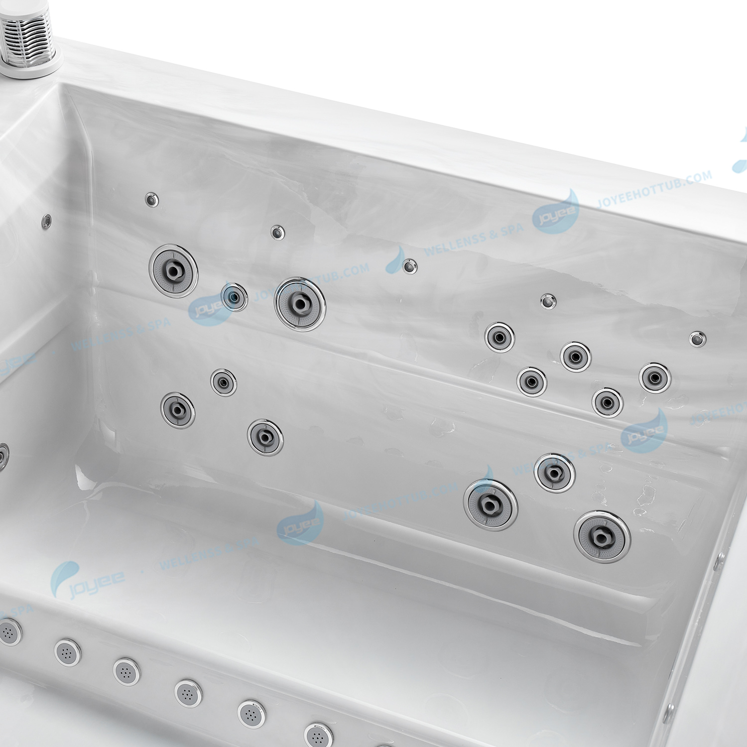 Elegant Spa with jets