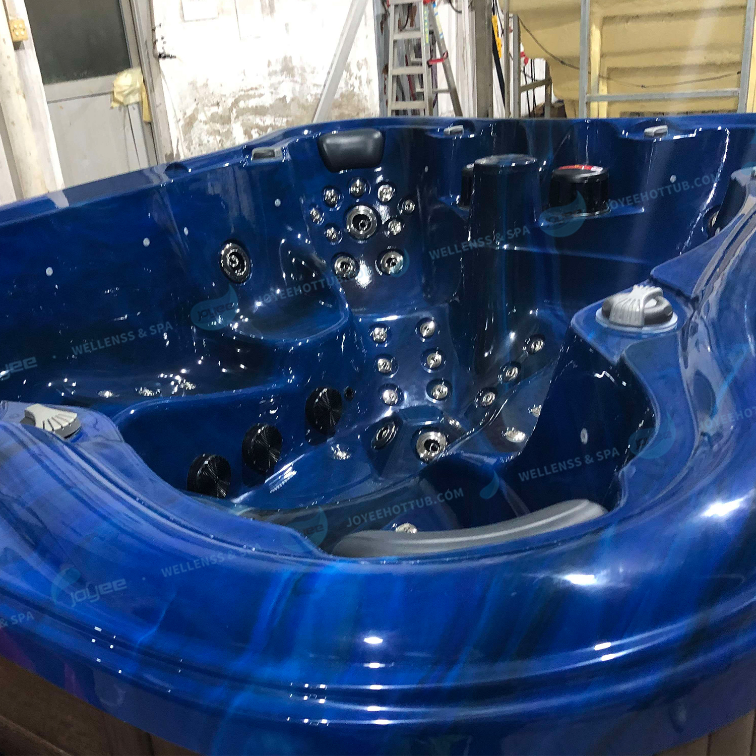 8 People Deluxe Soak Outdoor Tub | Stainless Steel Hot Tub - JOYEE