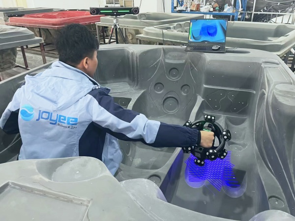  Hot Tub Manufacturers