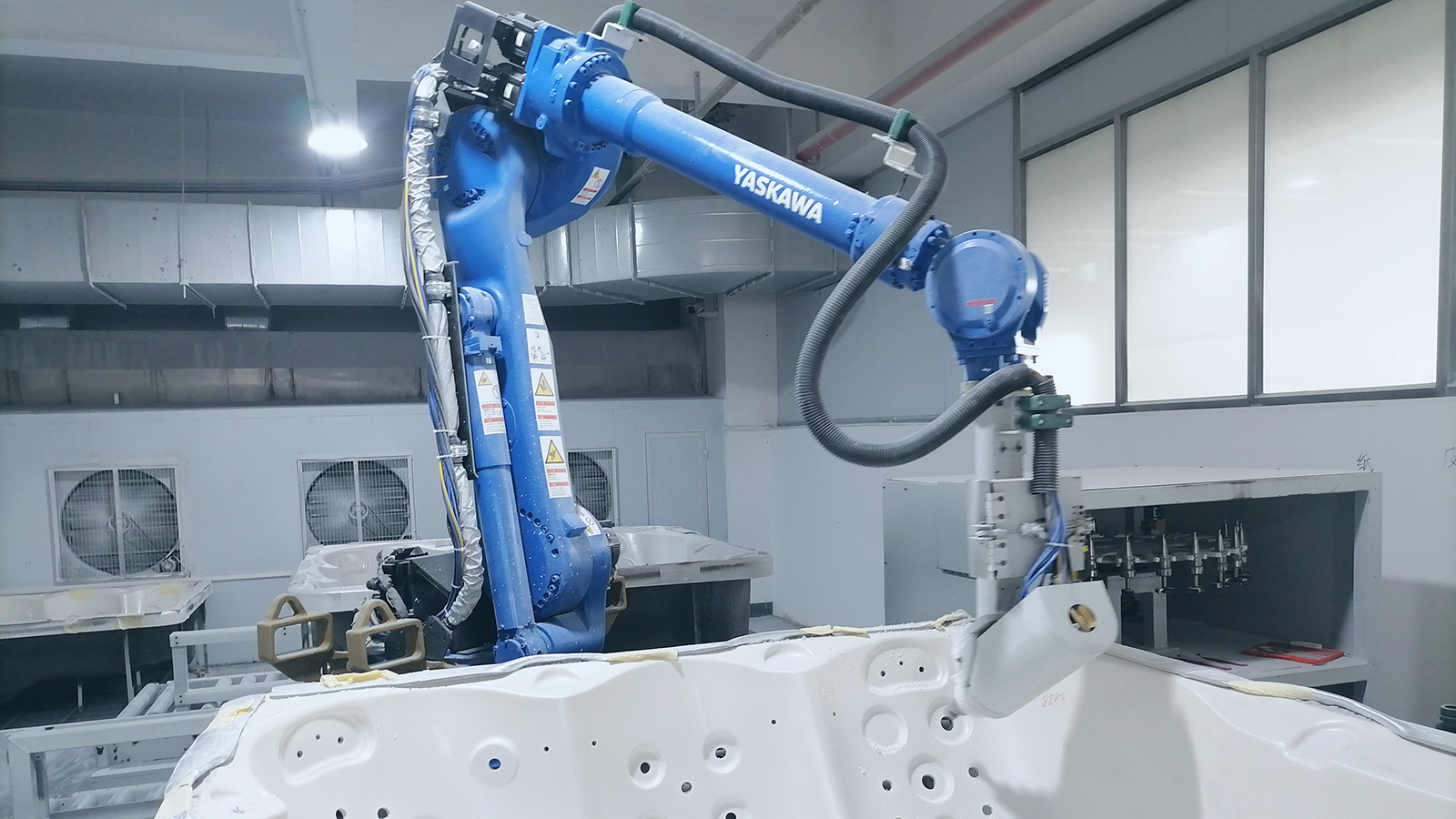 Yaskawa drilling machine1600x900